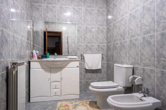 WhatsApp Image 2025-12-07 at 22.5466.33